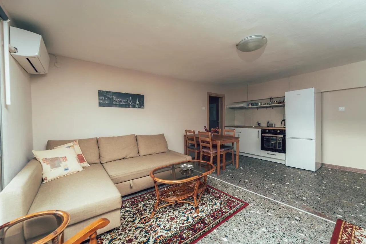 Eptalofos Studio Loft Salonic Apartament